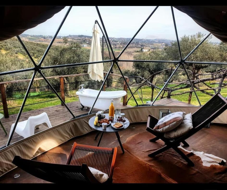 Hotel Cerchio Del Desiderio Glamping Retreat à Pescara Extérieur photo