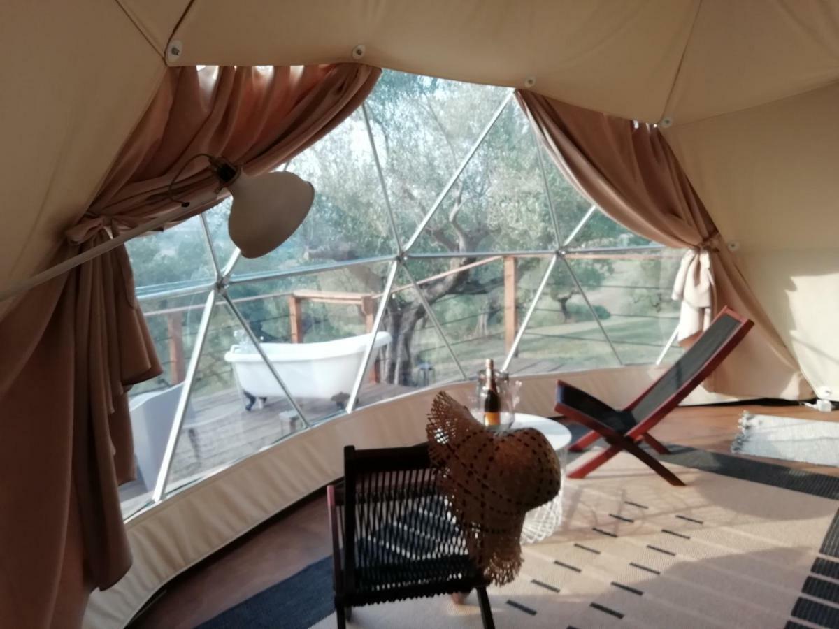 Hotel Cerchio Del Desiderio Glamping Retreat à Pescara Extérieur photo